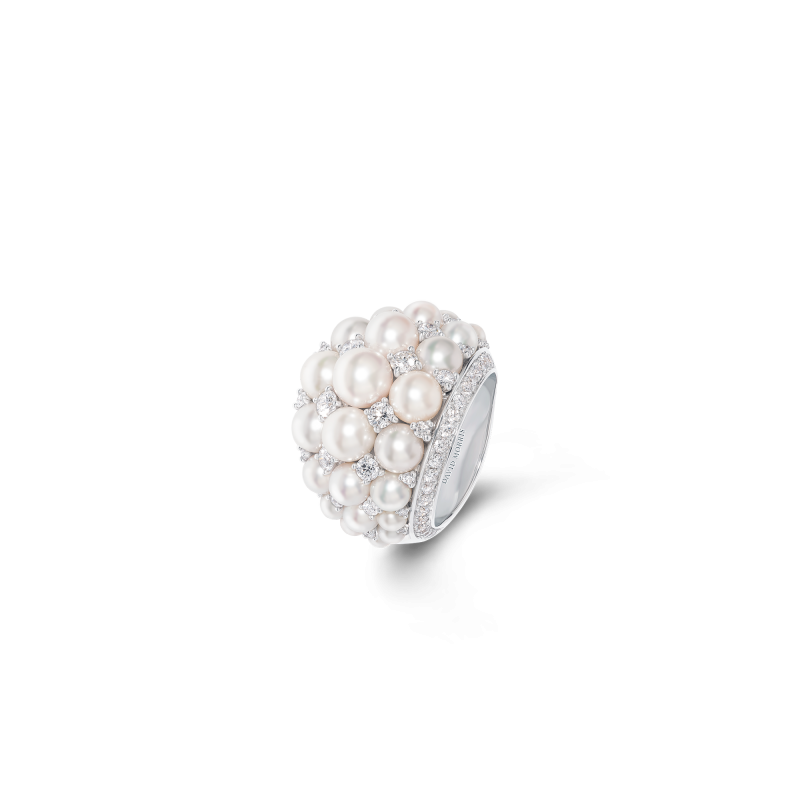 David morris pearl deco ring with akoya pearl and micro set white diamonds set in 18ct white gold. 16600 from david morris