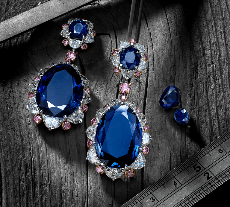 HIGH JEWELRY EARRINGS