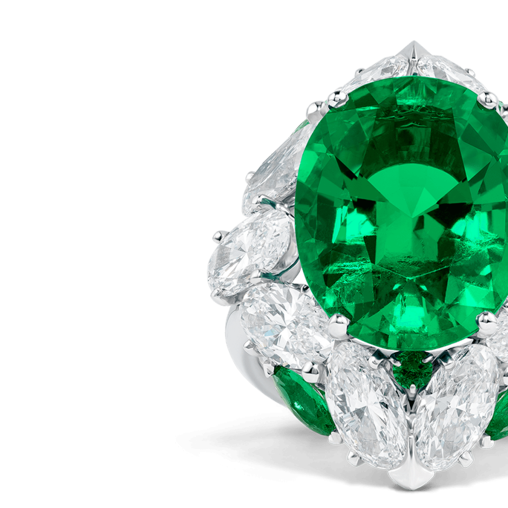 11 02 1351 emerald ring 2 from david morris